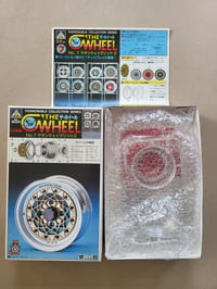 Image 1 of Aoshima "The Wheel" 1/6 Scale (Southern Ways)