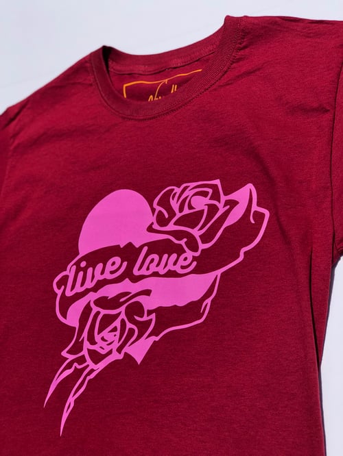 Image of "Live love" T-shirt (Limited)