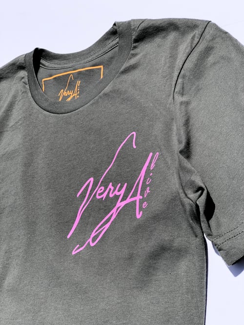 Image of Very Alive Basic Tee
