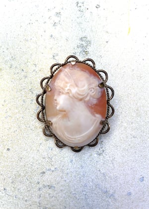 Image of Antique Victorian Rolled Gold Cameo Brooch.