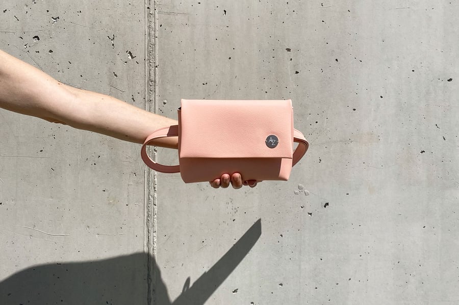 Image of Zoe Mini Peach Convertible