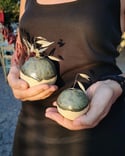 Set de dos floreros bola"Arena y mar". Two ball flower pots "Sand and sea" 