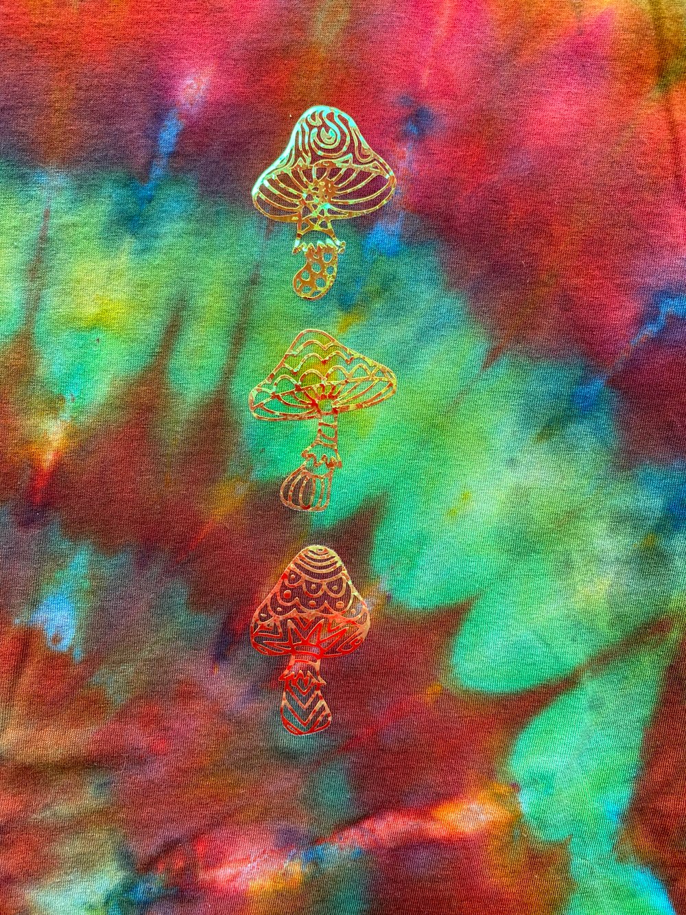 Large Tie Dye with Holographic Mushies