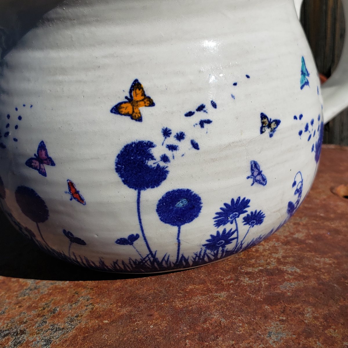Image of Butterfly Friend Small Mug Pre-order August 2022: Specify color choice