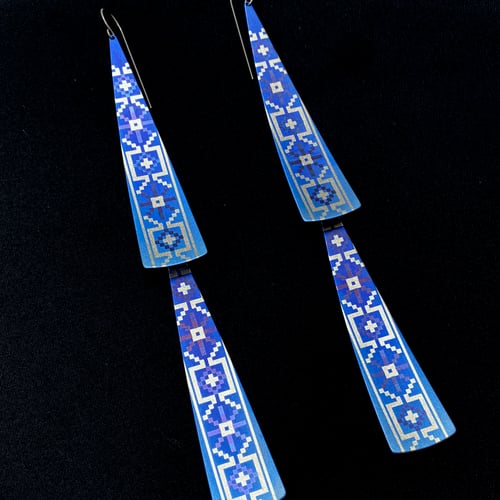 Image of 8 Bit Quillwork Earrings (Blues)