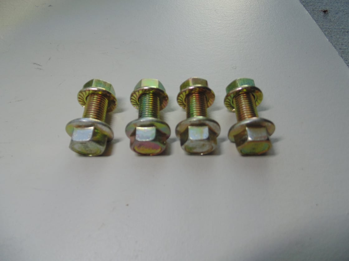 Image of 94-05 1.8L Miata Driveshaft bolts