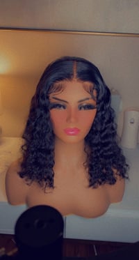 Image 3 of Kelly (premade) bob 