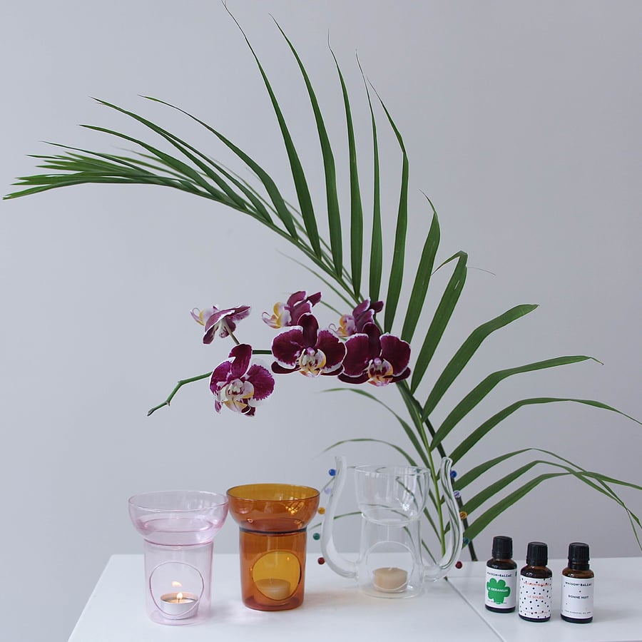 Image of Maison Balzac ESSENTIAL OILS & BURNERS