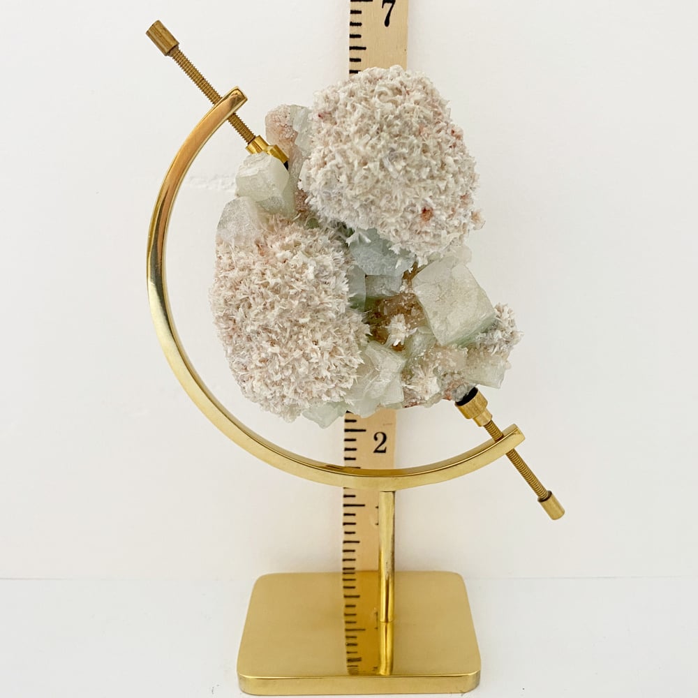 Image of Zeolite no.92 + Brass Arc Stand