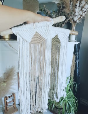 Small circular macrame wallhanging 