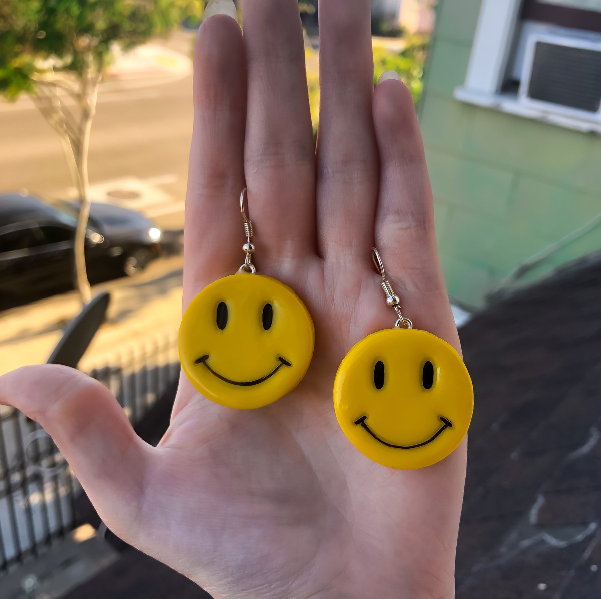 Image of Smiley earrings