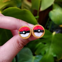 Pokéball Studs