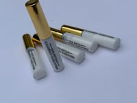Image 2 of EYELASH GLUE