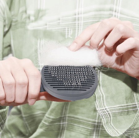 Image of Self Cleaning Dog/Cat Grooming Brush (TIKTOK BESTSELLER!)