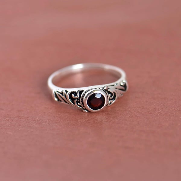 Image of Wine Red Garnet round cut vintage style silver ring