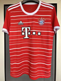 FC Bayern Home Kit 2022/23