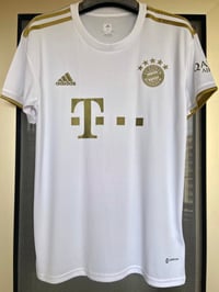 FC Bayern Away Kit 2022/23