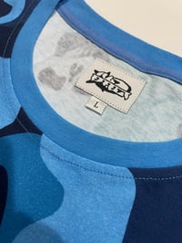 Image 3 of BLUE catacombs pocket tee
