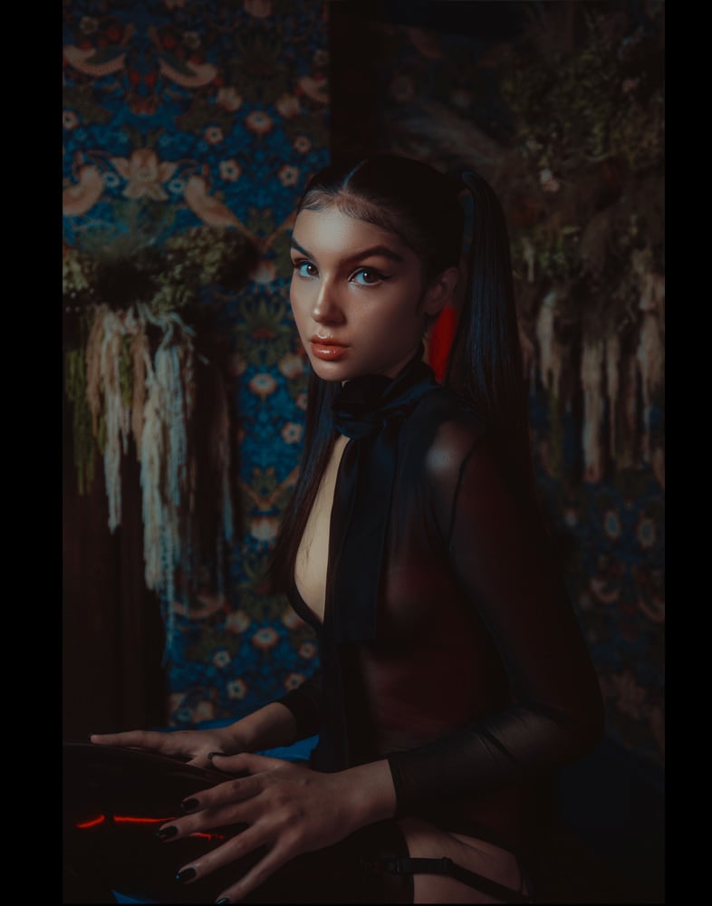 Image of MAIKO BODYWEAR -SILK BOW COLLAR-