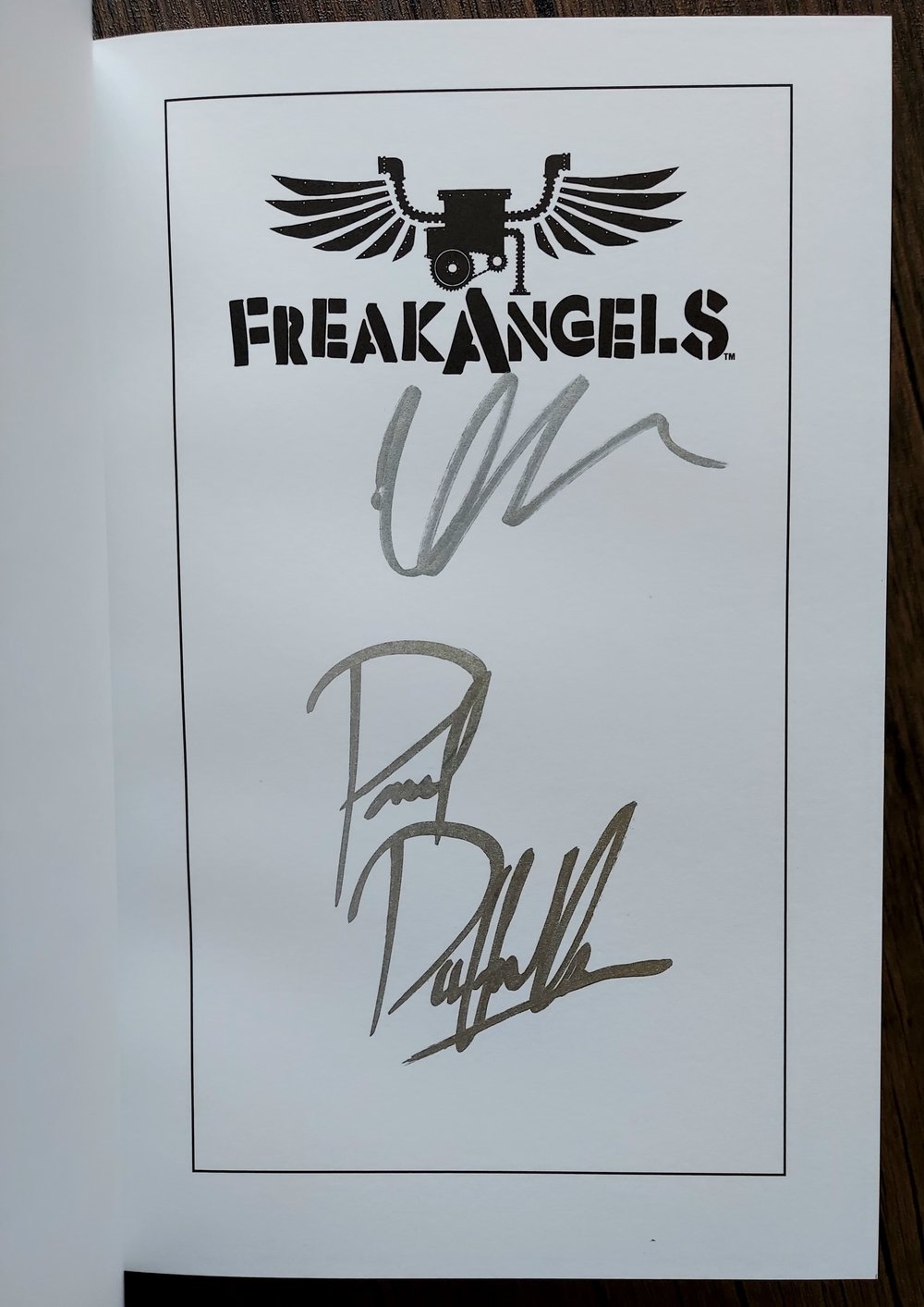 FreakAngels – Volume One, by Warren Ellis & Paul Duffield - SIGNED