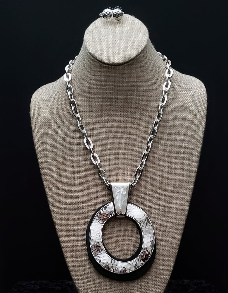 Image of Silver & Black Necklace Set 