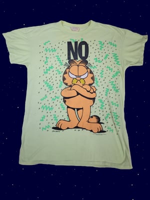 NO garfield t-shirt