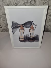 Image 2 of BLACK FASHION SHOE GLOSSY PRINT