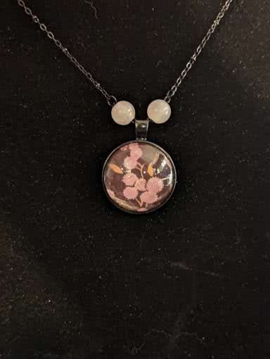 Floral Glass Necklaces Image 5