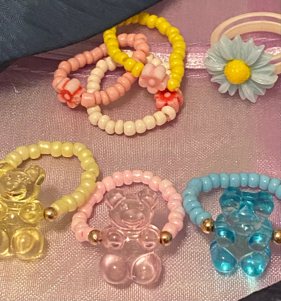 Image of Beaded/Plastic Gummy Bear or Flower Rings