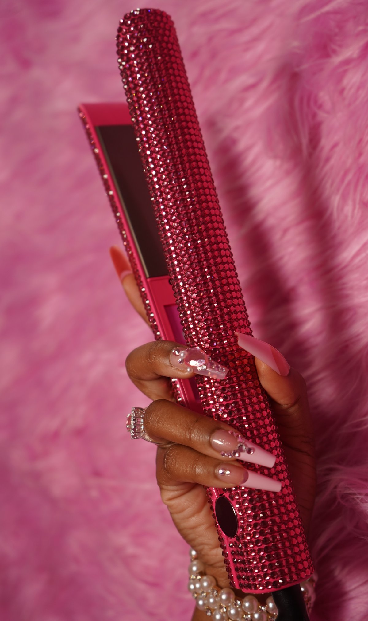 Image of Hot Pink Diamond Titanium Plate Flat Iron 