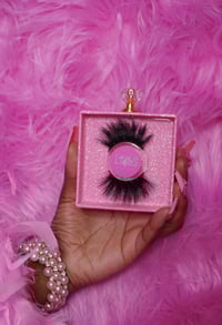 Image 1 of Sittin Pretty 22mm Mink Lashes 