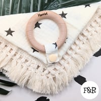 Image 3 of MUSLIN: Mini Star Organic Tassel 