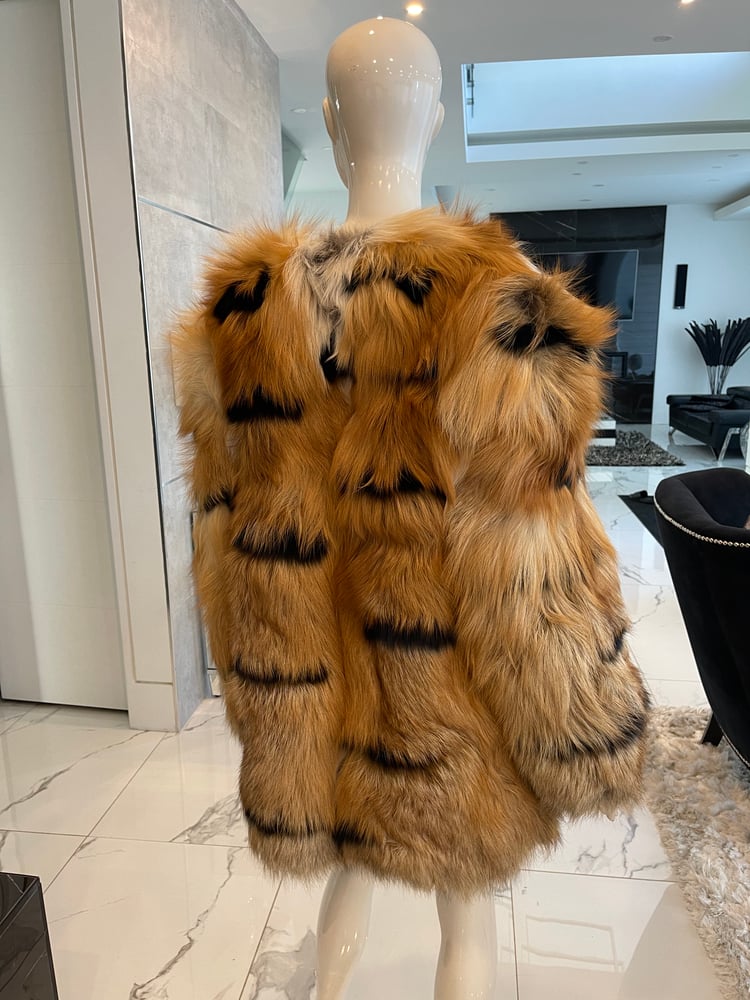 Image of 2in1 Tiger Stripe Fox Fur Coat (mid length)