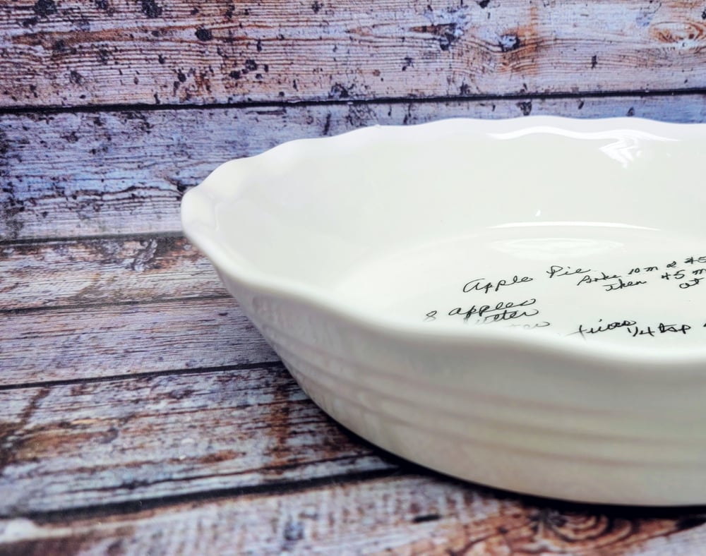 Image of Custom Porcelain Pie Dish