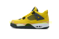 AJ 4 “Lightning”