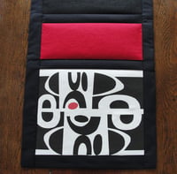 Image 2 of 'Downtown' medium runner.