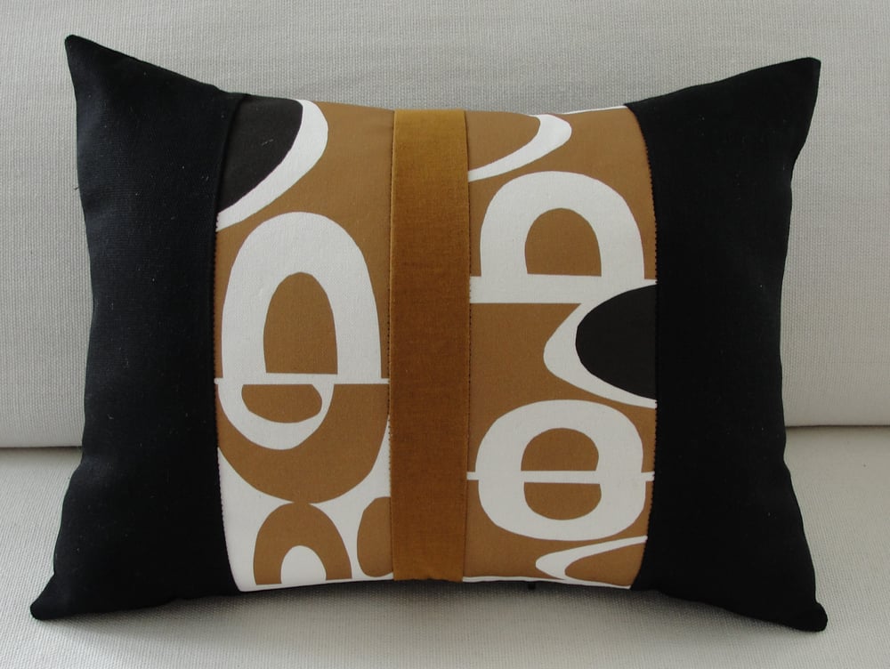 Image of 'Downtown' cushion in Tan