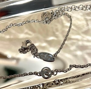 Image of (THIS ITEM JUST SOLD) Authentic Sterling Silver Essential V Necklace