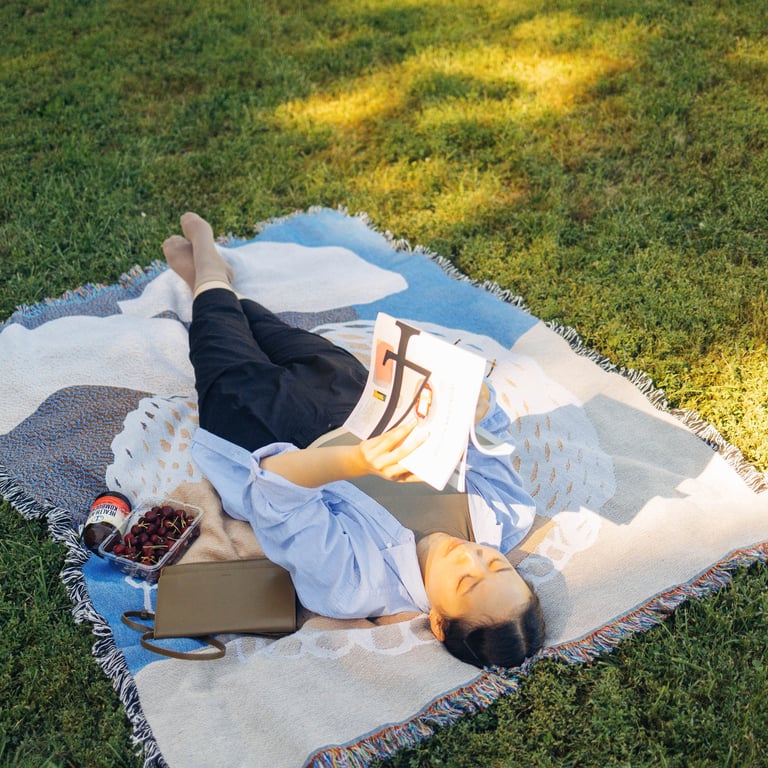 Bae 배 Throw Image 5