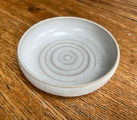 Image 1 of Round Soap Dish