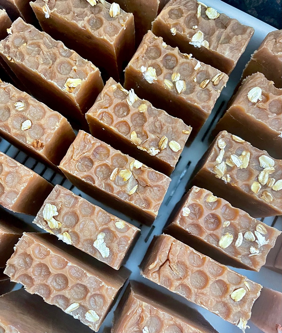 Oatmeal Manuka Honey