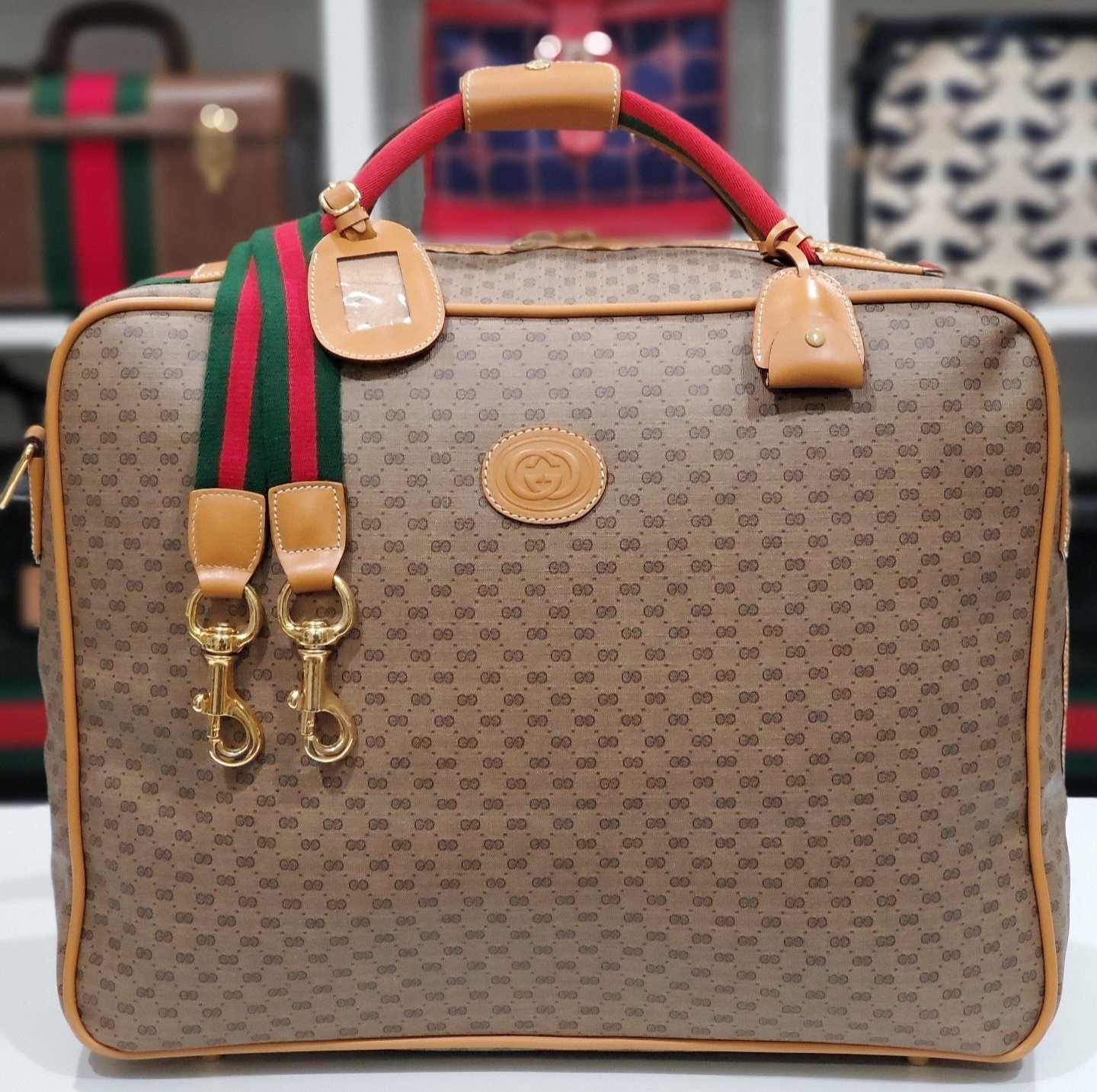 Vintage gucci best sale travel bag