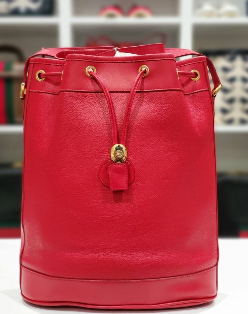 Gucci Vintage Red Suede Horsebit Bucket Bag - Red Bucket Bags, Handbags -  GUC327634