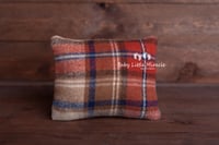 Image 2 of Checked pillow and layer orange