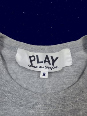 AUTHENTIC! Comme des Garçons PLAY t-shirt