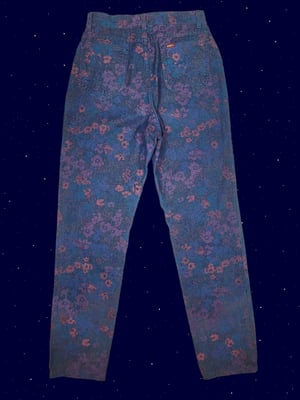 Vintage floral mom jeans