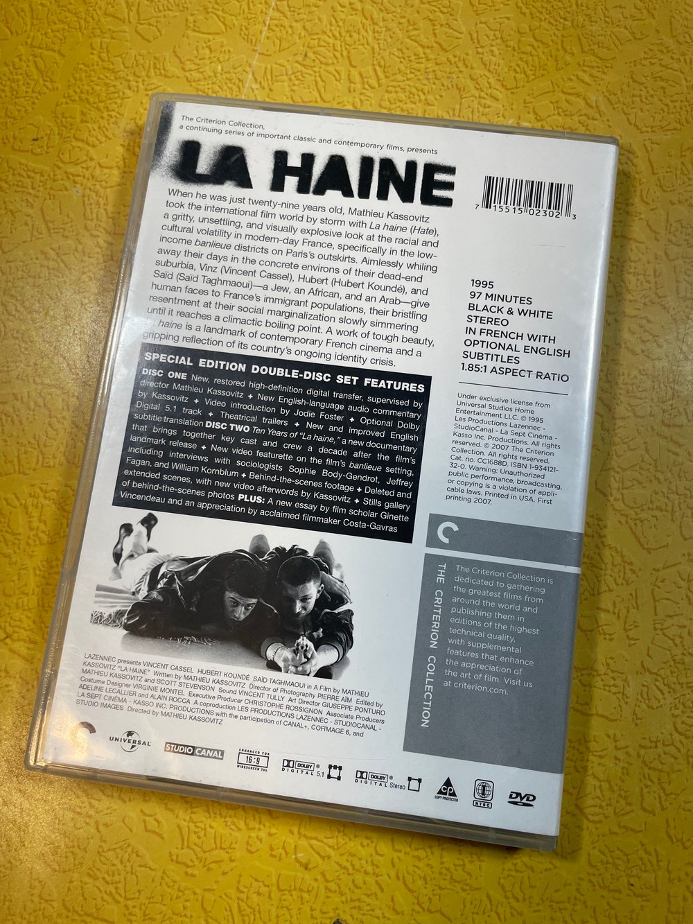 DVD: La Haine (Criterion Collection) 2 Disc w/ Booklet  