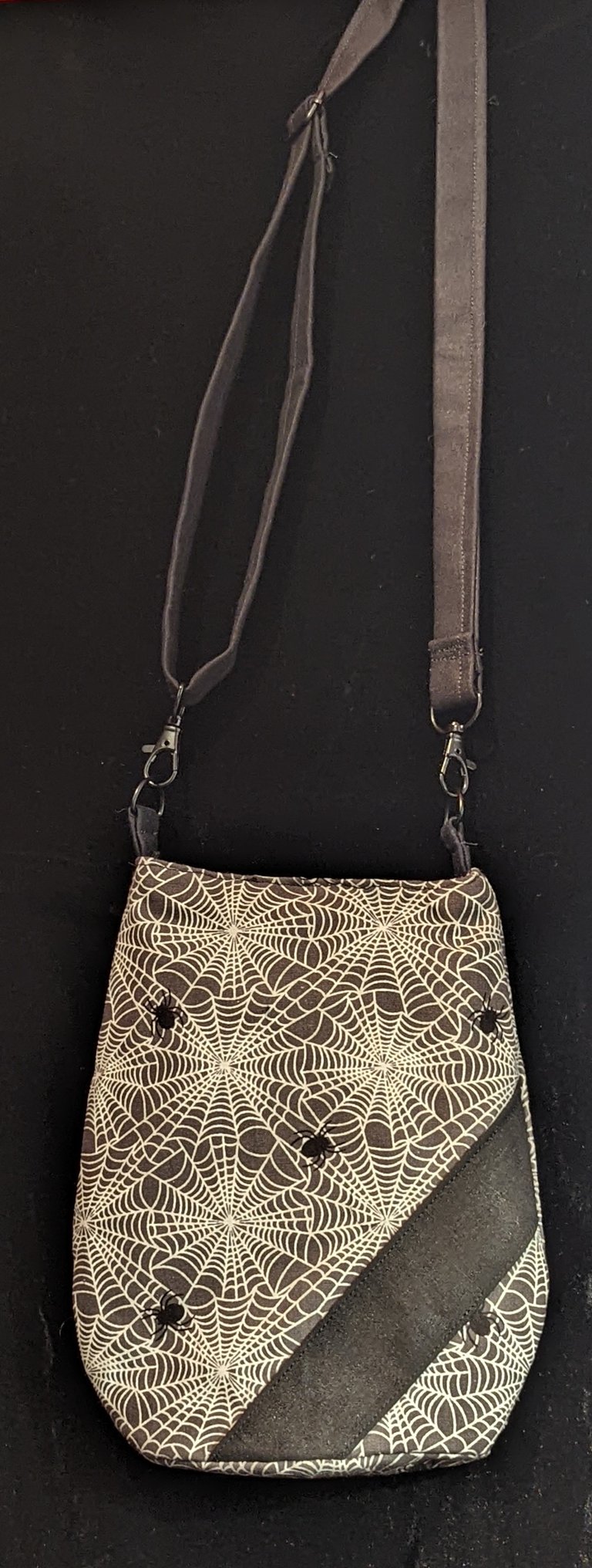 Stripey Cross Body Bags Image 3