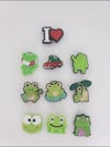I love frogs croc charms 
