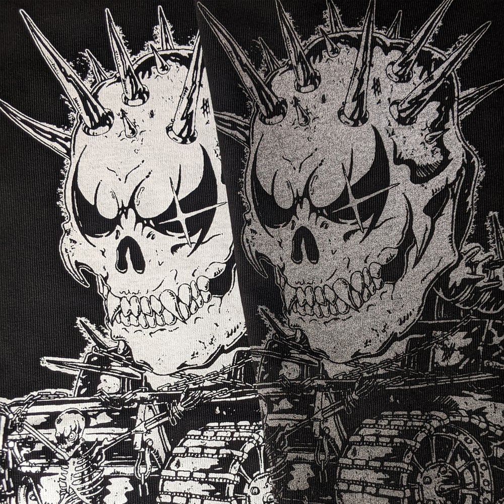 Image of WE TAKE NO PRISONERS - T-Shirt